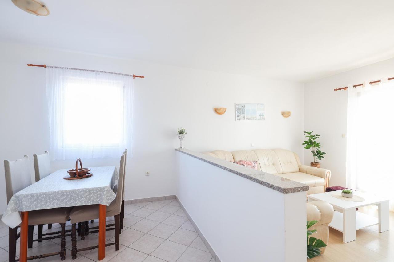 ורסי Apartments Miky מראה חיצוני תמונה
